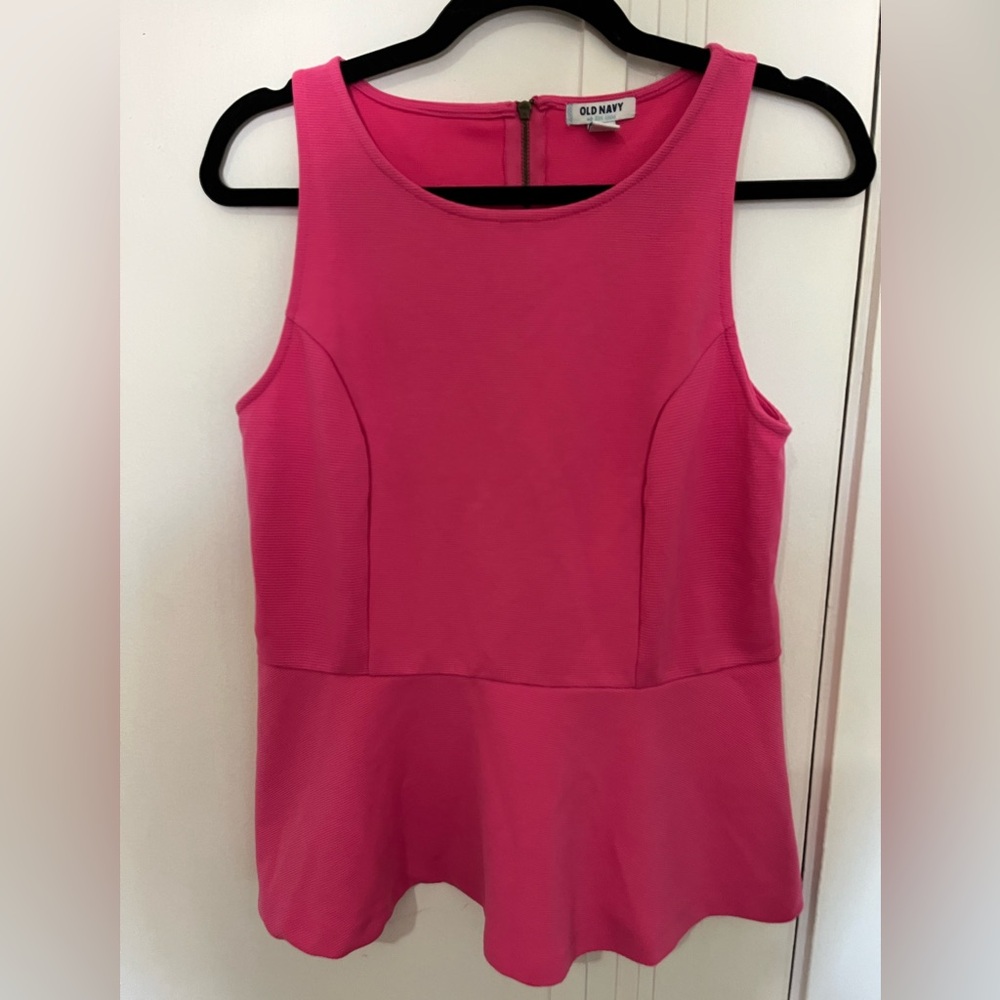 OLD NAVY SZ M Peplum tank